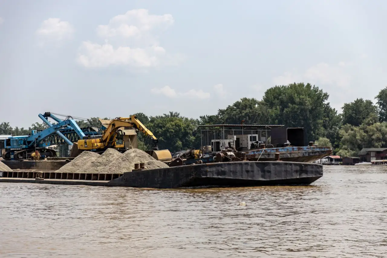 颜习社化妆品2024年新品成分解析与护肤功效对比